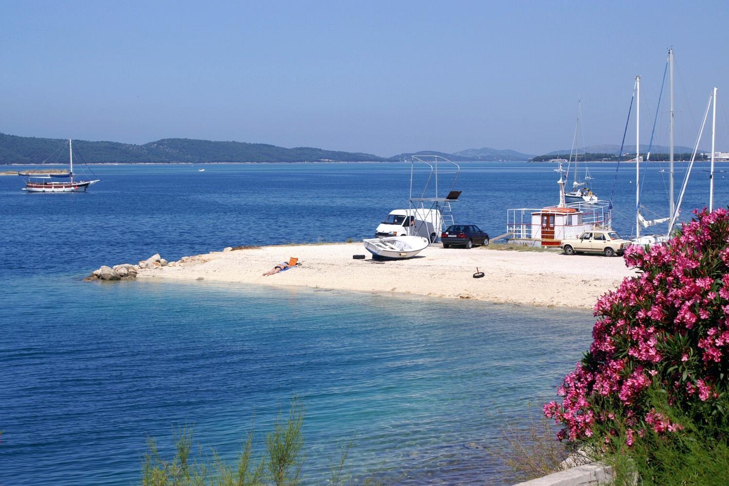 Apartments By The Sea Brodarica, Sibenik - 4194 Bagian luar foto